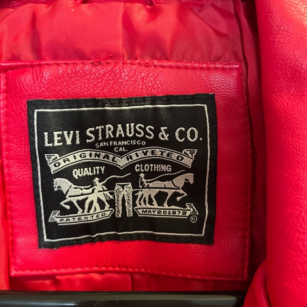 NWT Levi’s Faux Red Riding Riding Jacket - Picture 5 of 6